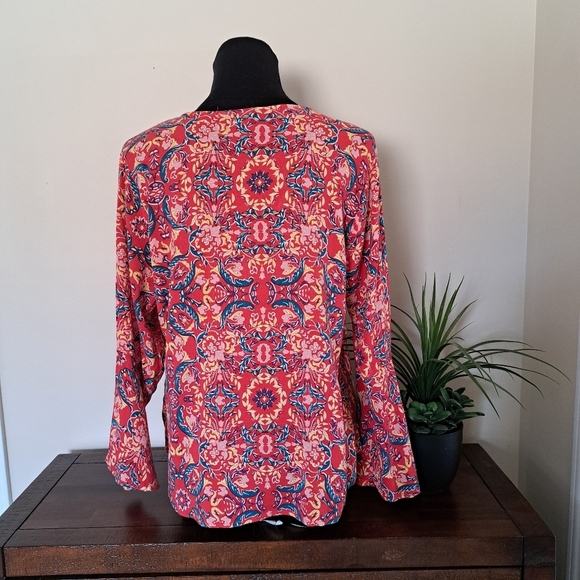 Torrid Print Top Boho Colourful Tie Front Shirt Women's Size M/L (Torrid 00) - Picture 4 of 14